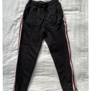 TNA The Iconic Sweatpants Black